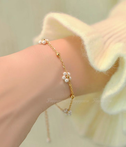 Daisy Pearl Bracelet
