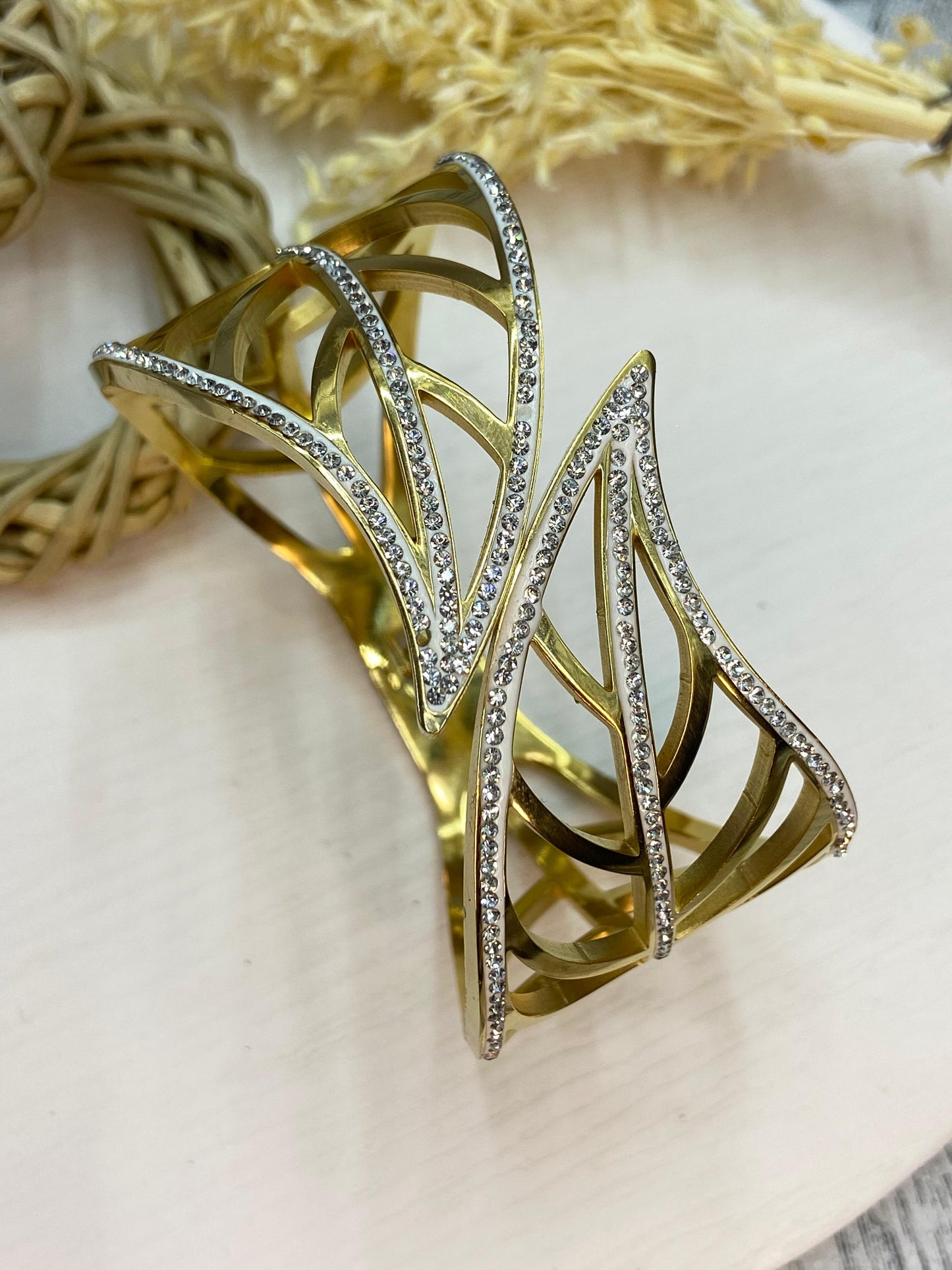 Intertwined Leaves Kada