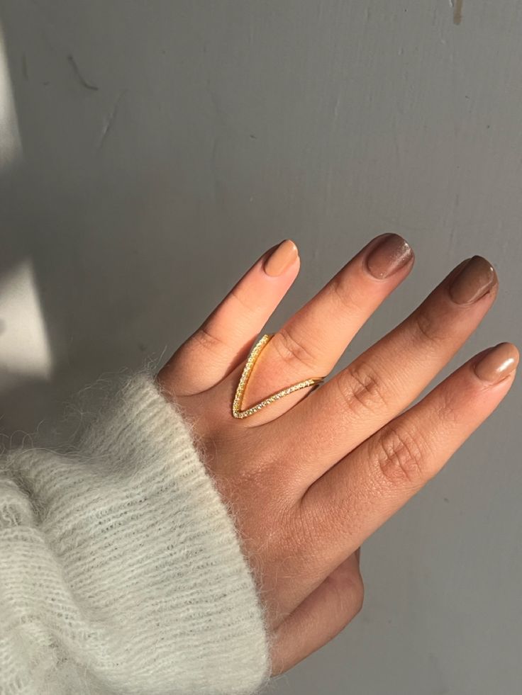 V Shape Diamond Gold Ring