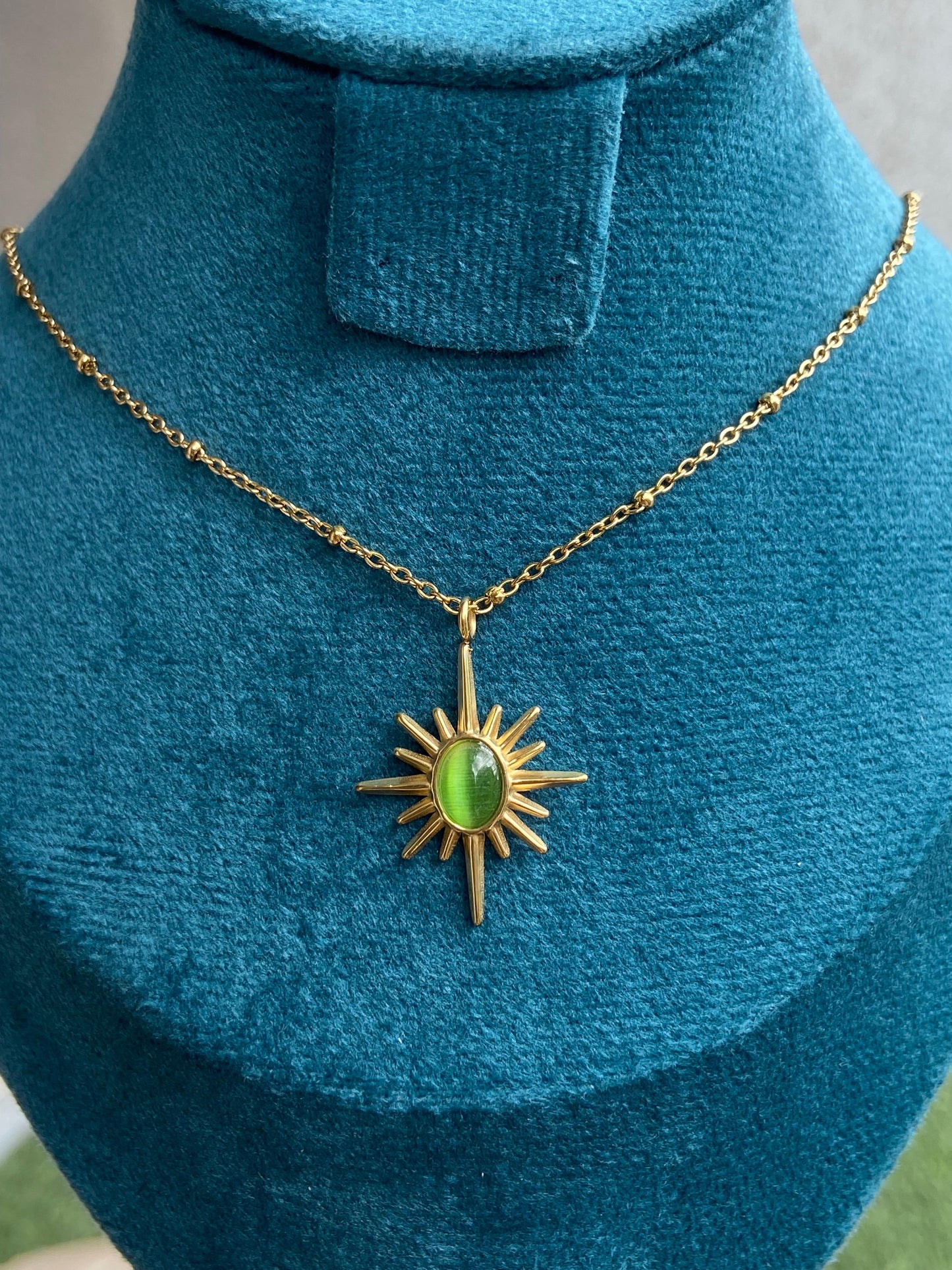 Radiant Green Starburst Necklace