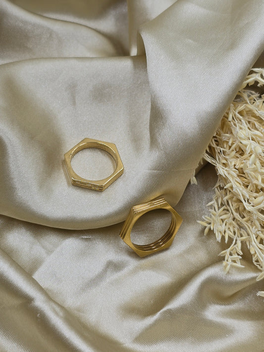 Hexa Halo Finger Ring