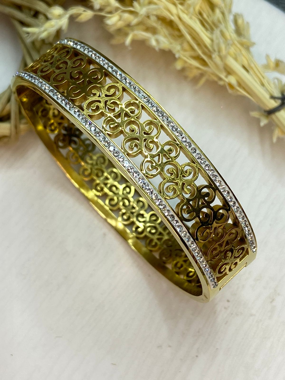 Aurora Gold Filigree Crystal Kada