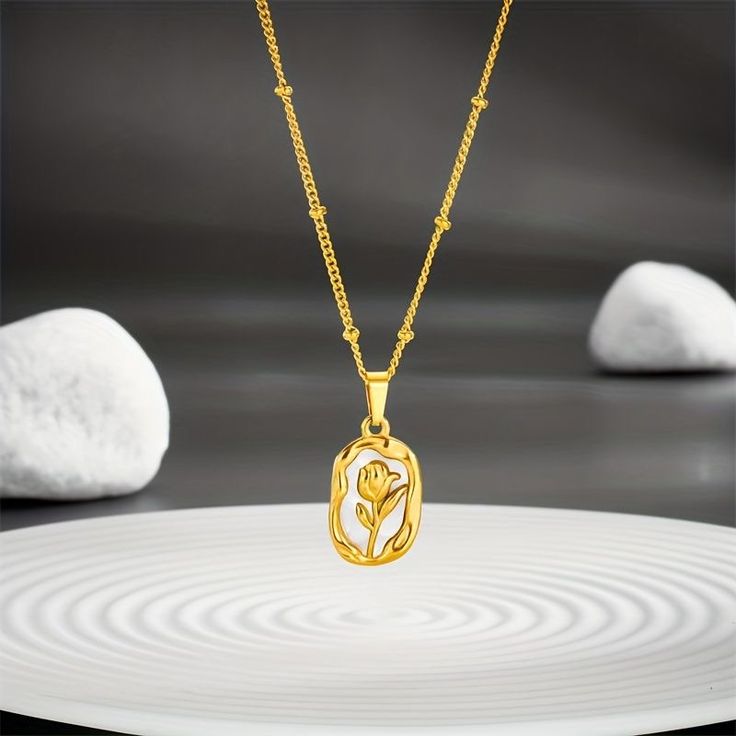 White MOP flower Necklace