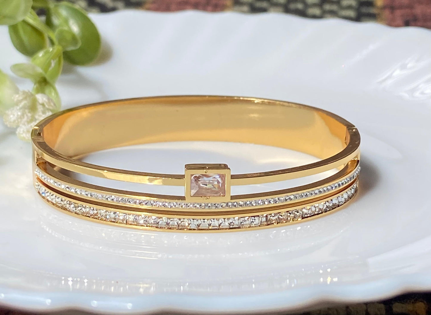 Regal Radiance Gold-Plated Kada